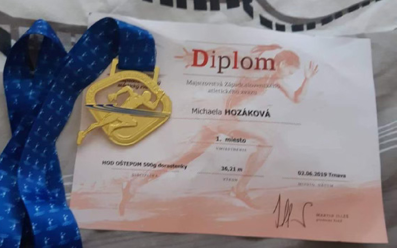 Postrelená kadetka Miška nás potrebuje