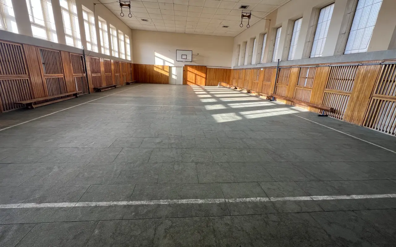 main photo image