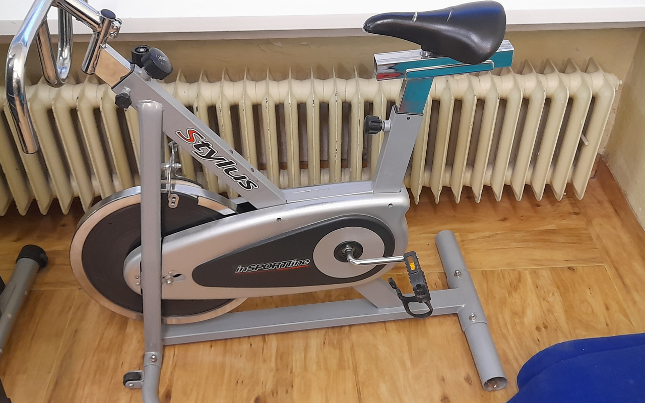 Pomôžte prerobeniu schátralej gymnastickej telocvične na gymnáziu Hlinská v ZA