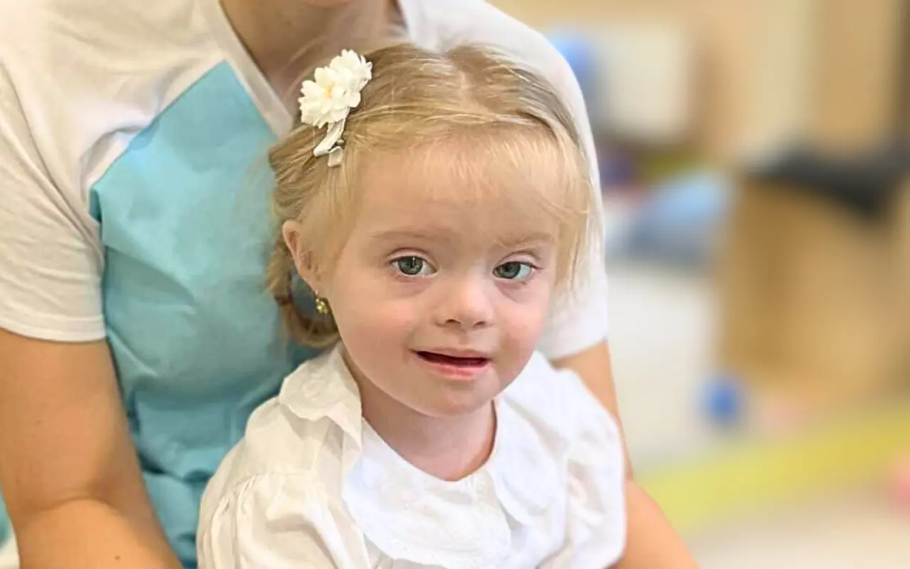 Podporte terapie pre 2-ročnú Nelku s Downovým syndrómom