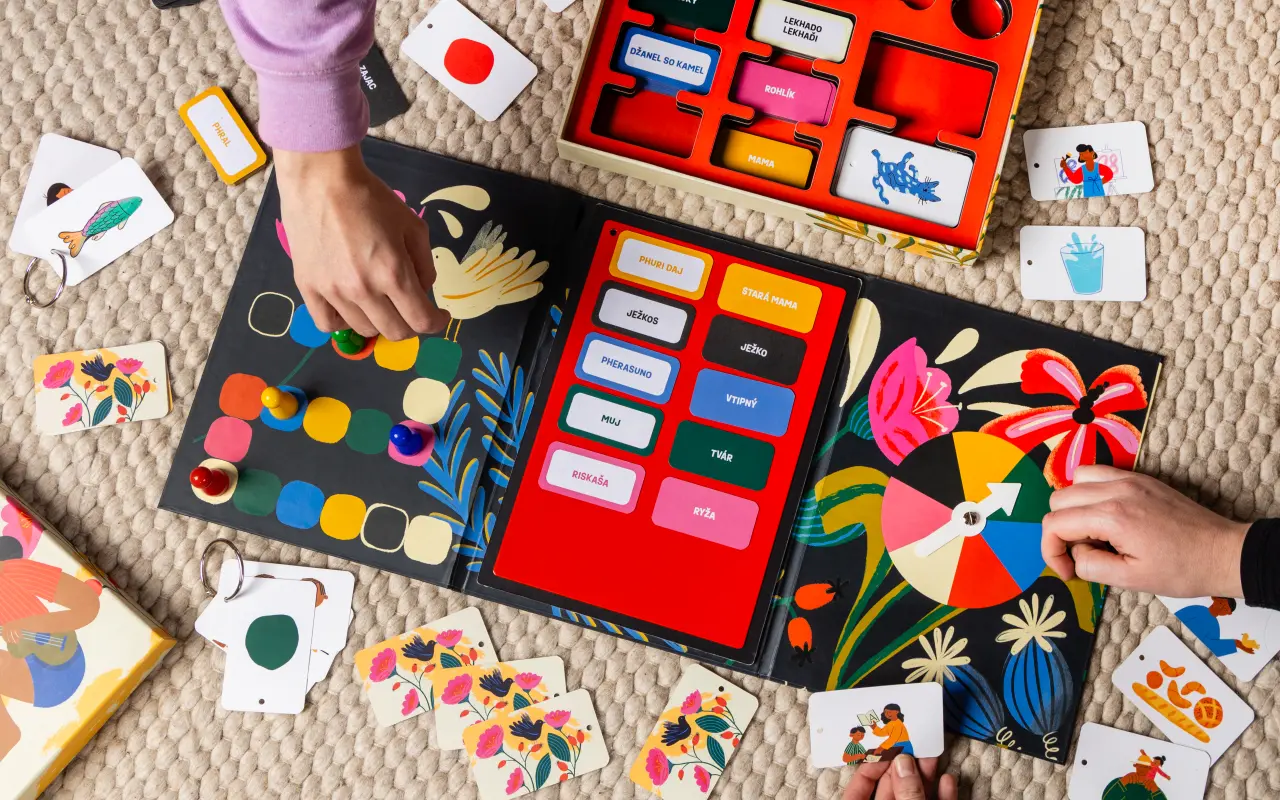 Pomôžte nám rozohrať Bachtalo dživipen v školách