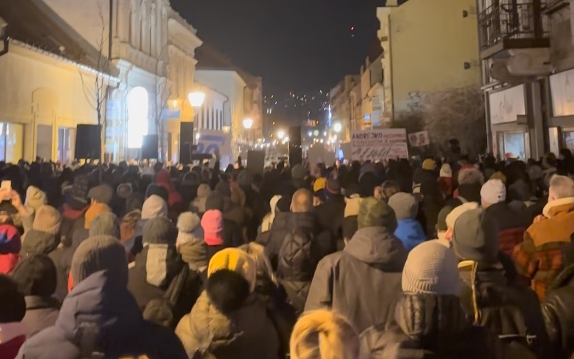 Podporte vznik piesne a videoklipu "SLOBODNÍ V NESLOBODE"