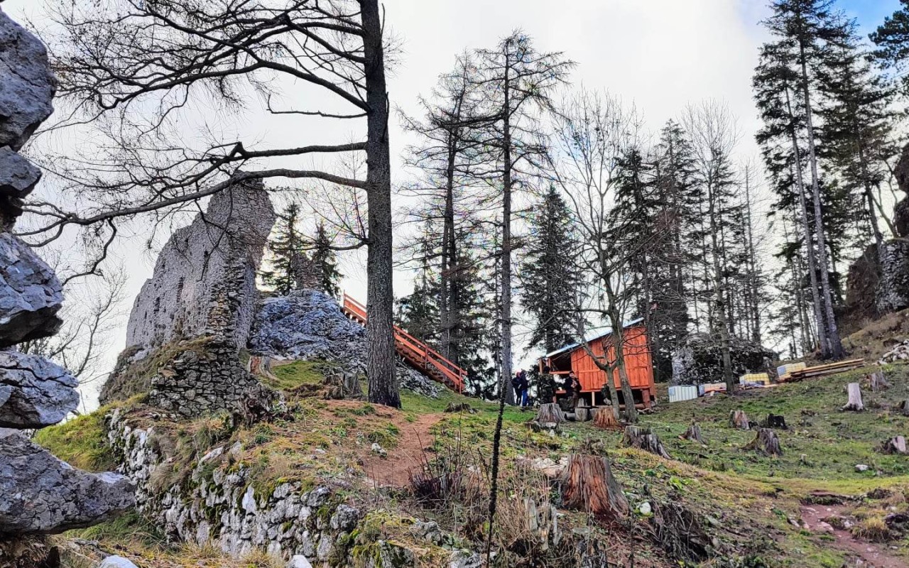 Podporte nás - za túto sumu môžeme nakúpiť potrebný materiál a vybavenie.