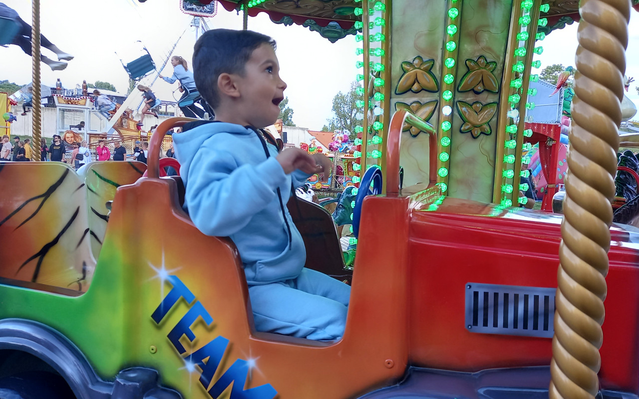 Pomôžme Lukáškovi s detským autizmom absolvovať terapiu vo Varšave
