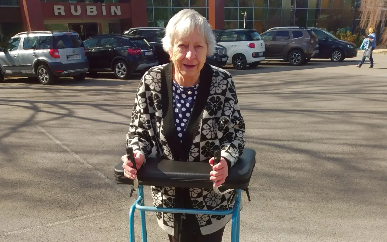 Darujme pozornosť, láskavosť a ľudské teplo osamelým seniorom