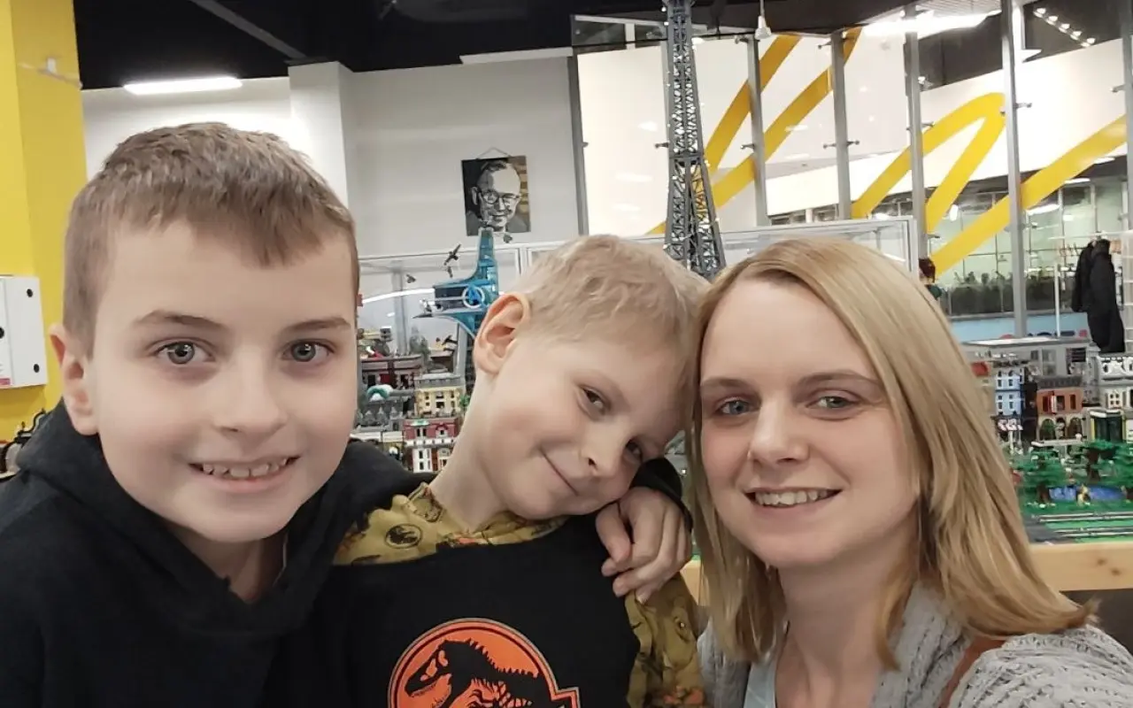 Pomôžte udržať domov mame a jej deťom