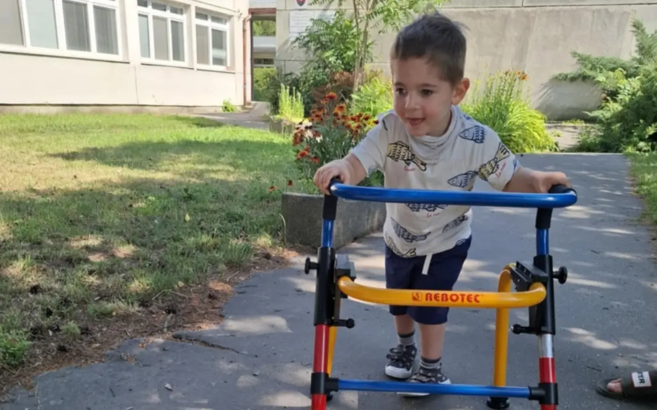 Pomôžme Gabkovi urobiť svoje prvé kroky