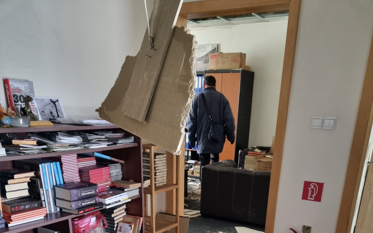 Pomôžme Vydavateľstvu Artis Omnis pokračovať