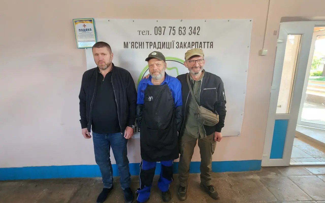 Podporte veteránov, ktorí po zranení realizujú svoj sen o predajni s mäsom
