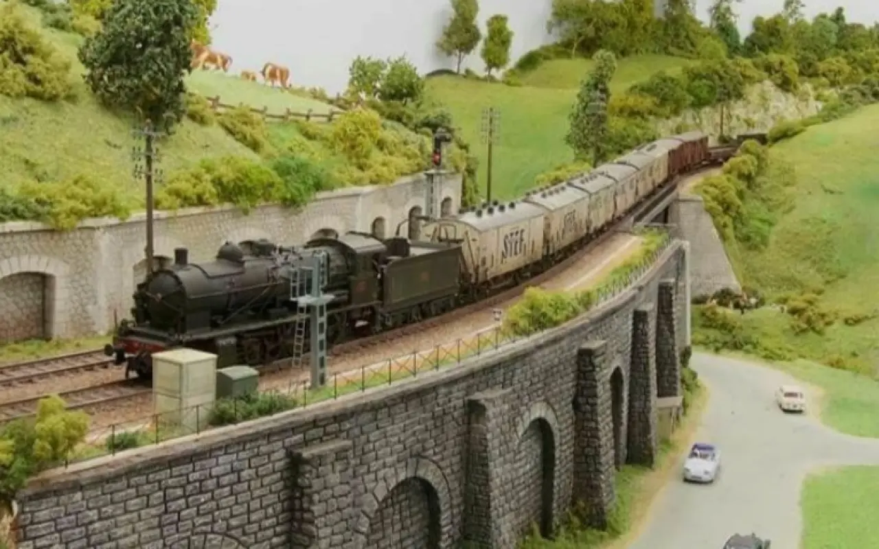 Rozhýbme koľajnice do srdca našej obce! Mini model vláčkodráhy
