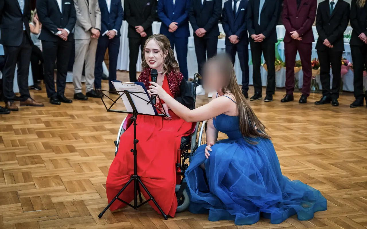 main photo image