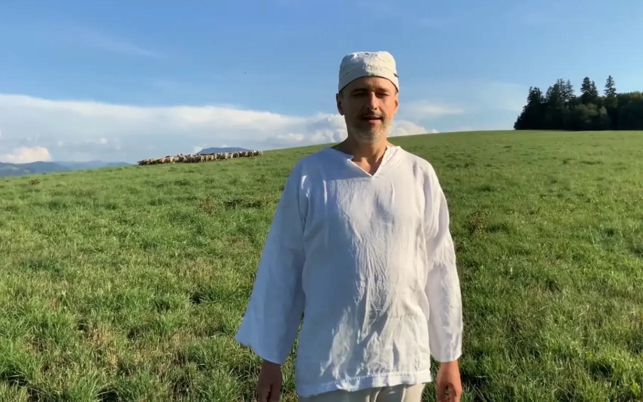 Podpor pokračovanie Fijá školy píšťalkovej: Unikátny SPEVNÍK s videami