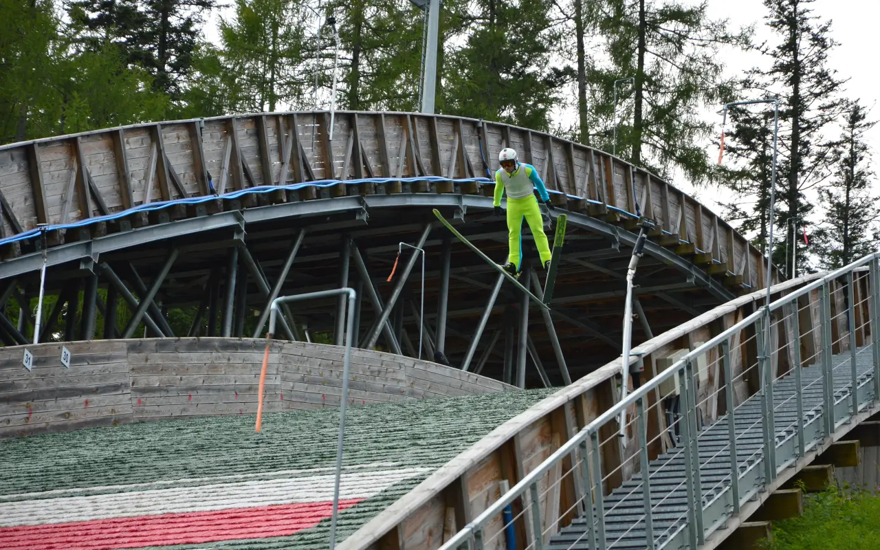 Podporte športový klub, ktorý rozvíja talenty v skokoch na lyžiach
