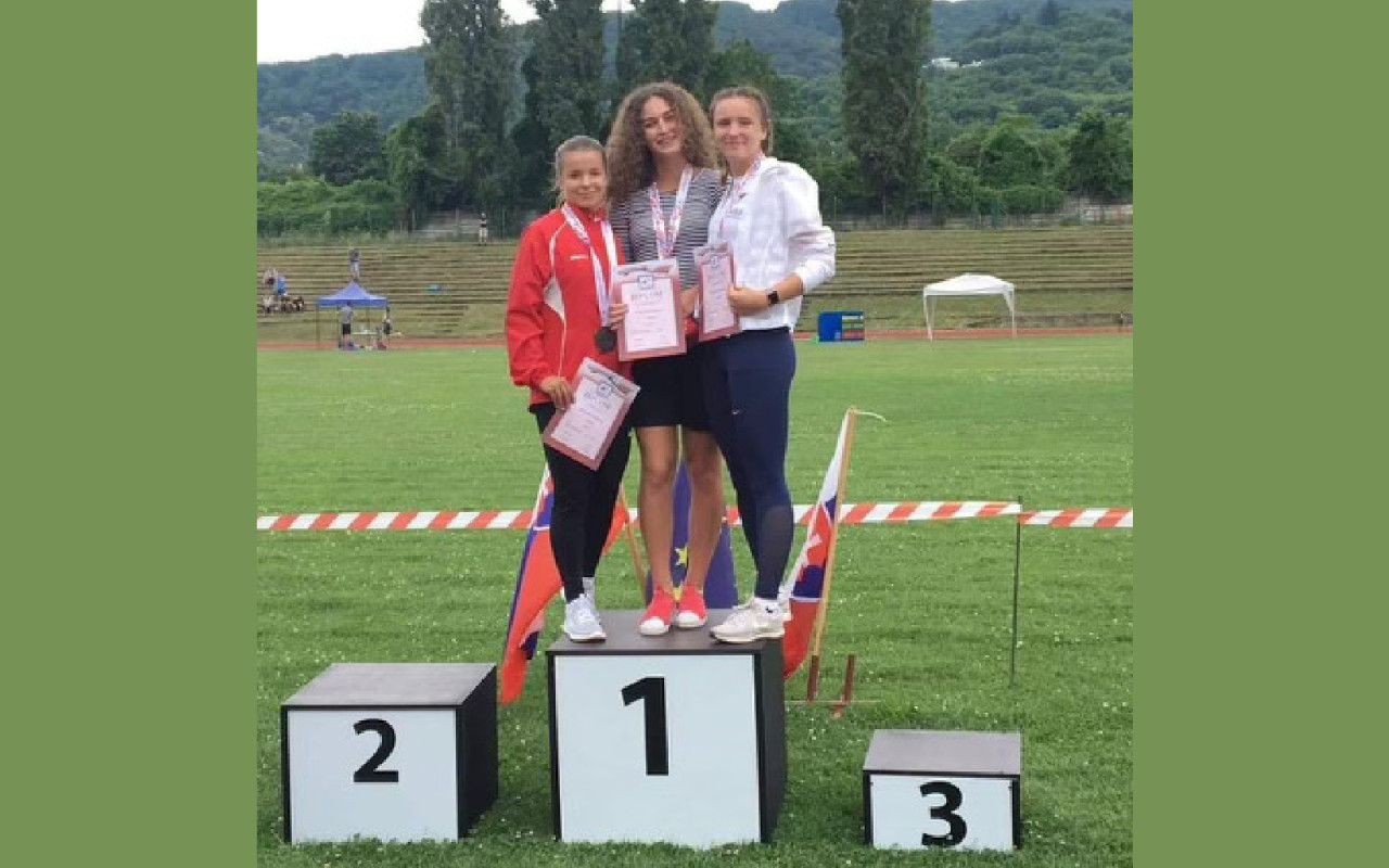 Postrelená kadetka Miška nás potrebuje