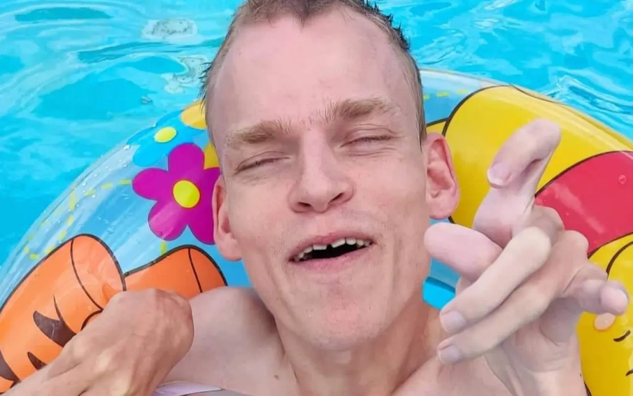 Doprajte Filipovi slobodu na kolesách