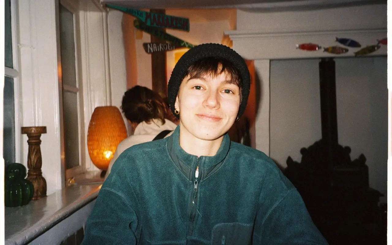 Pomôž Eliasovi dostať prístup k top surgery | Help Elias get his top surgery