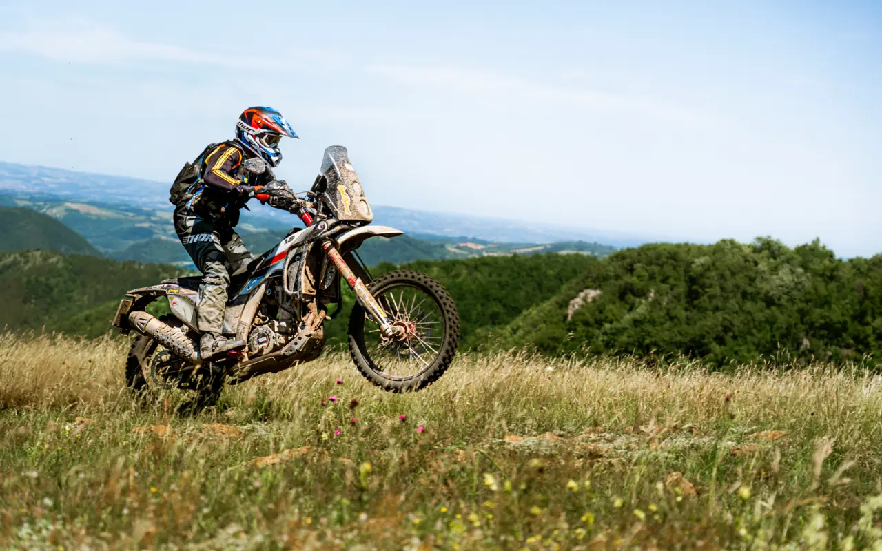 Pomôžte nám natočiť dobrodružný motoristický dokument z divokého Srbska