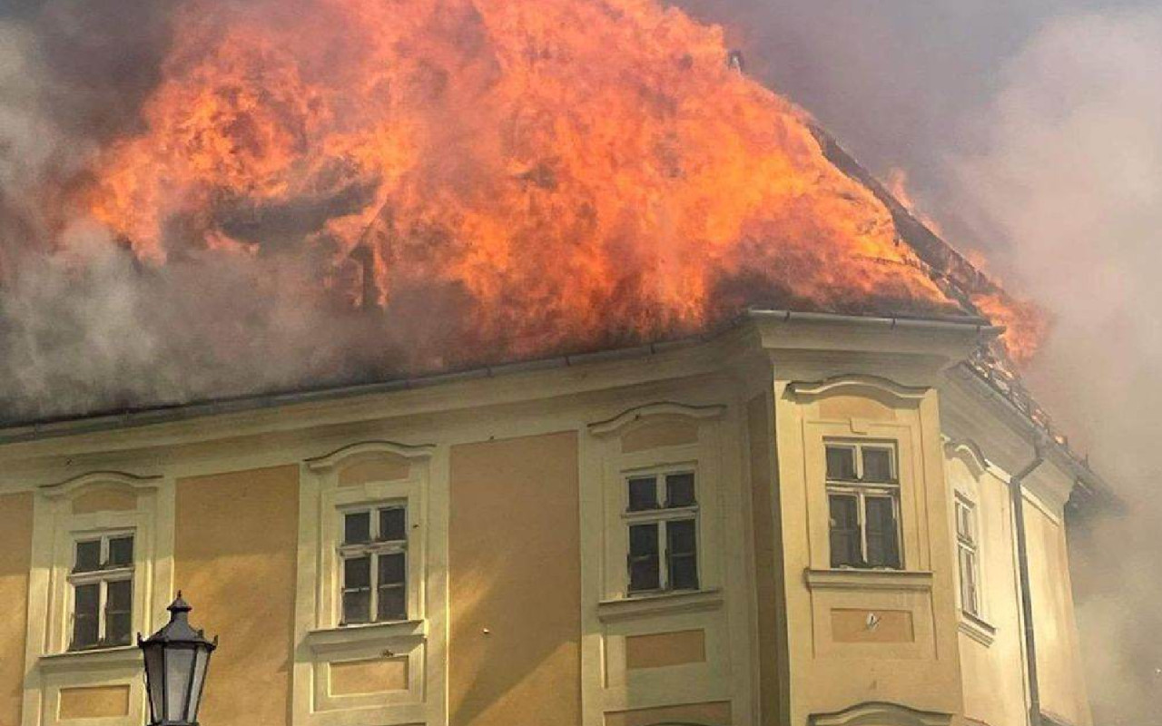 Banskú Štiavnicu ničil požiar. Pomôžme!