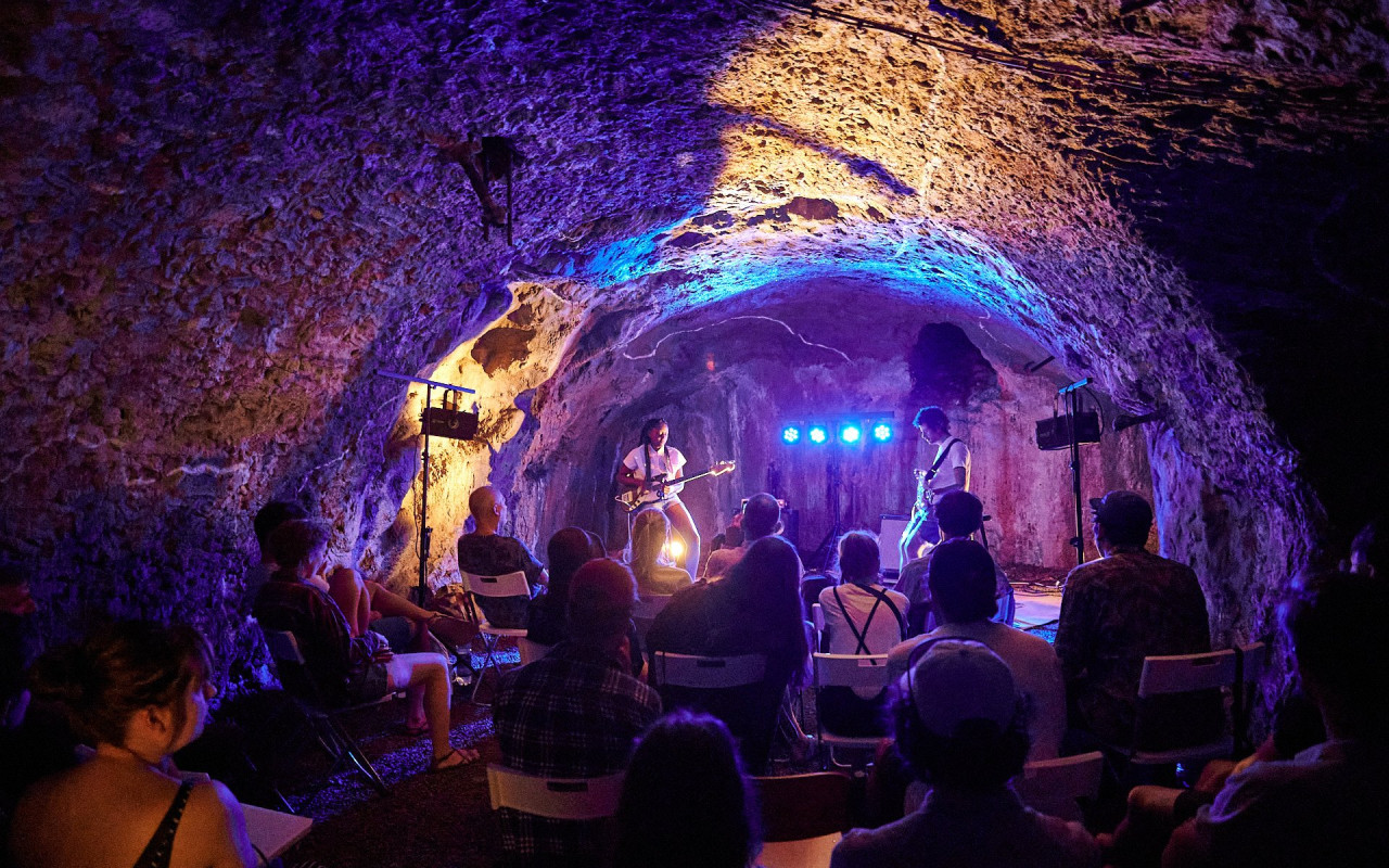 Buďte n:ear - podporte festival experimentálnej a improvizovanej hudby