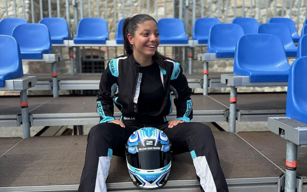 Z motokár na okruhy – pomôžte mi postaviť sa na štart