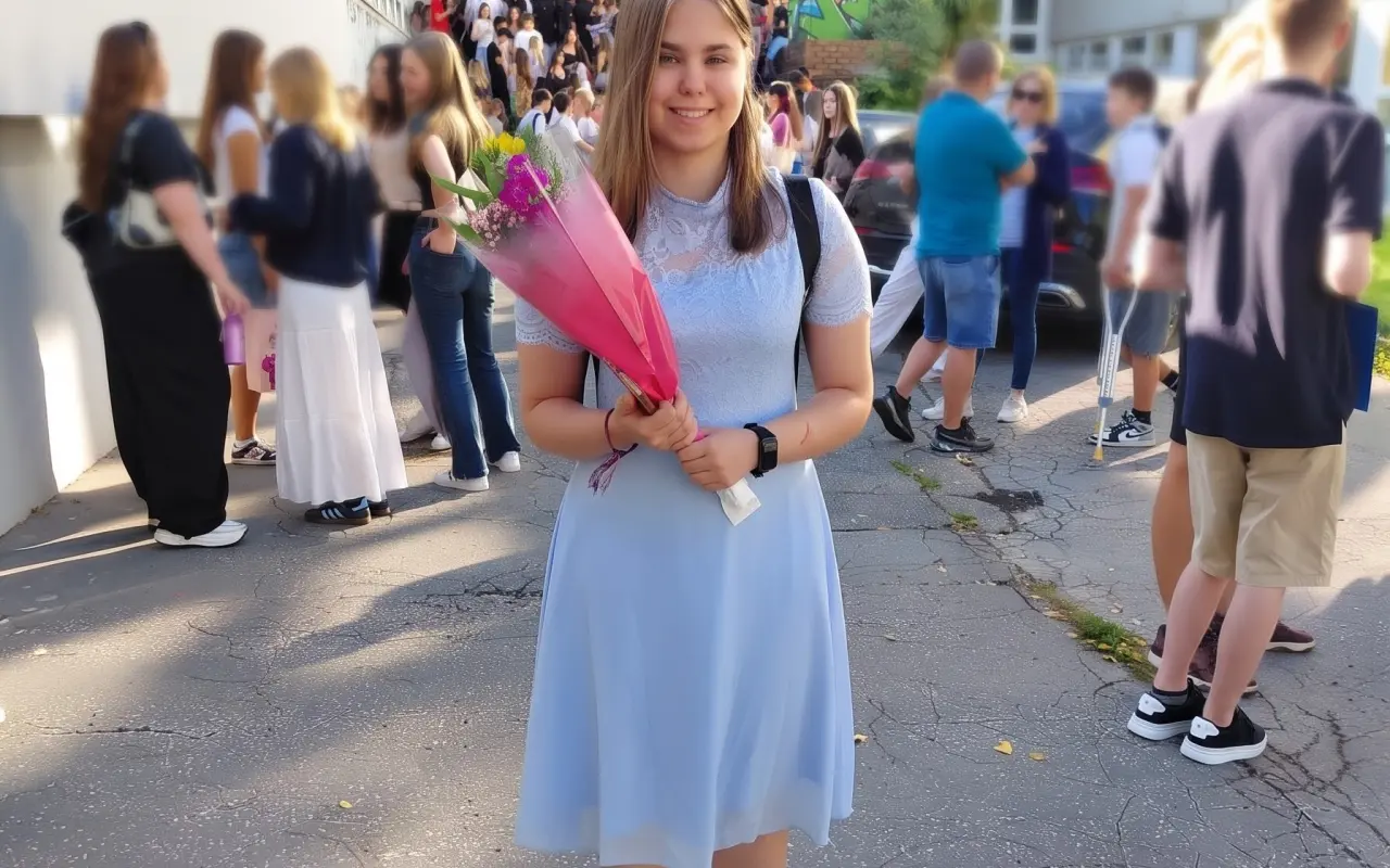 main photo image