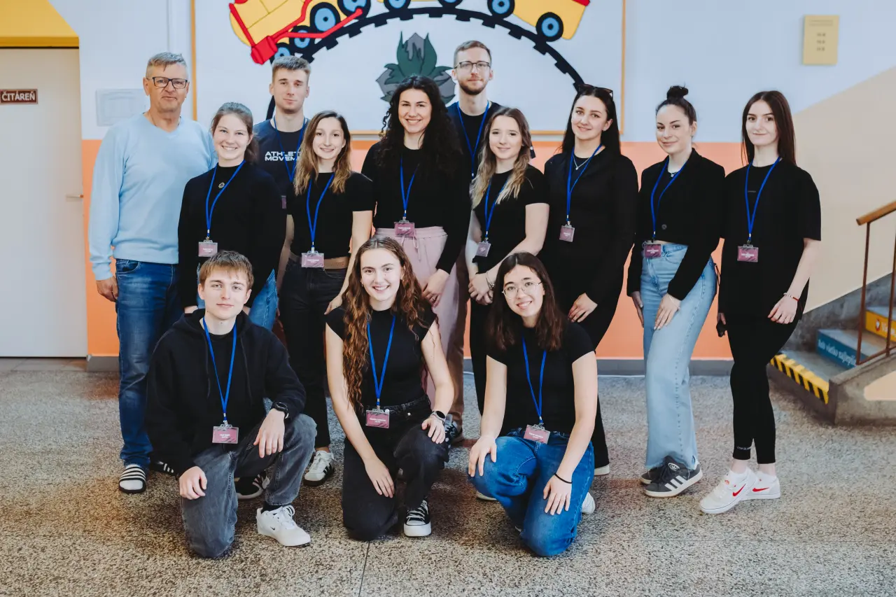 Hood - pomôž vybudovať mladým základňu talentov