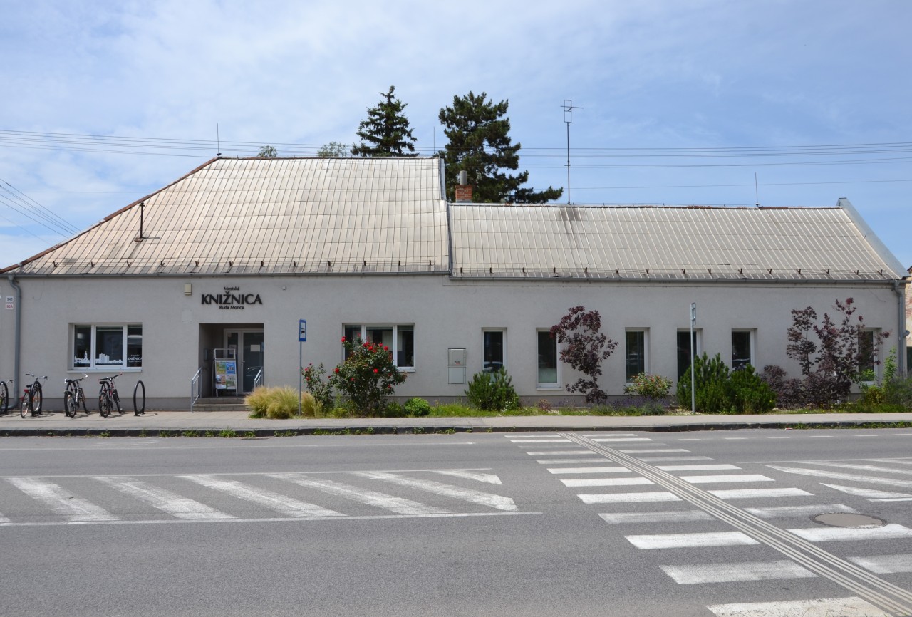 Bibliobox pre Mestskú knižnicu Ruda Morica