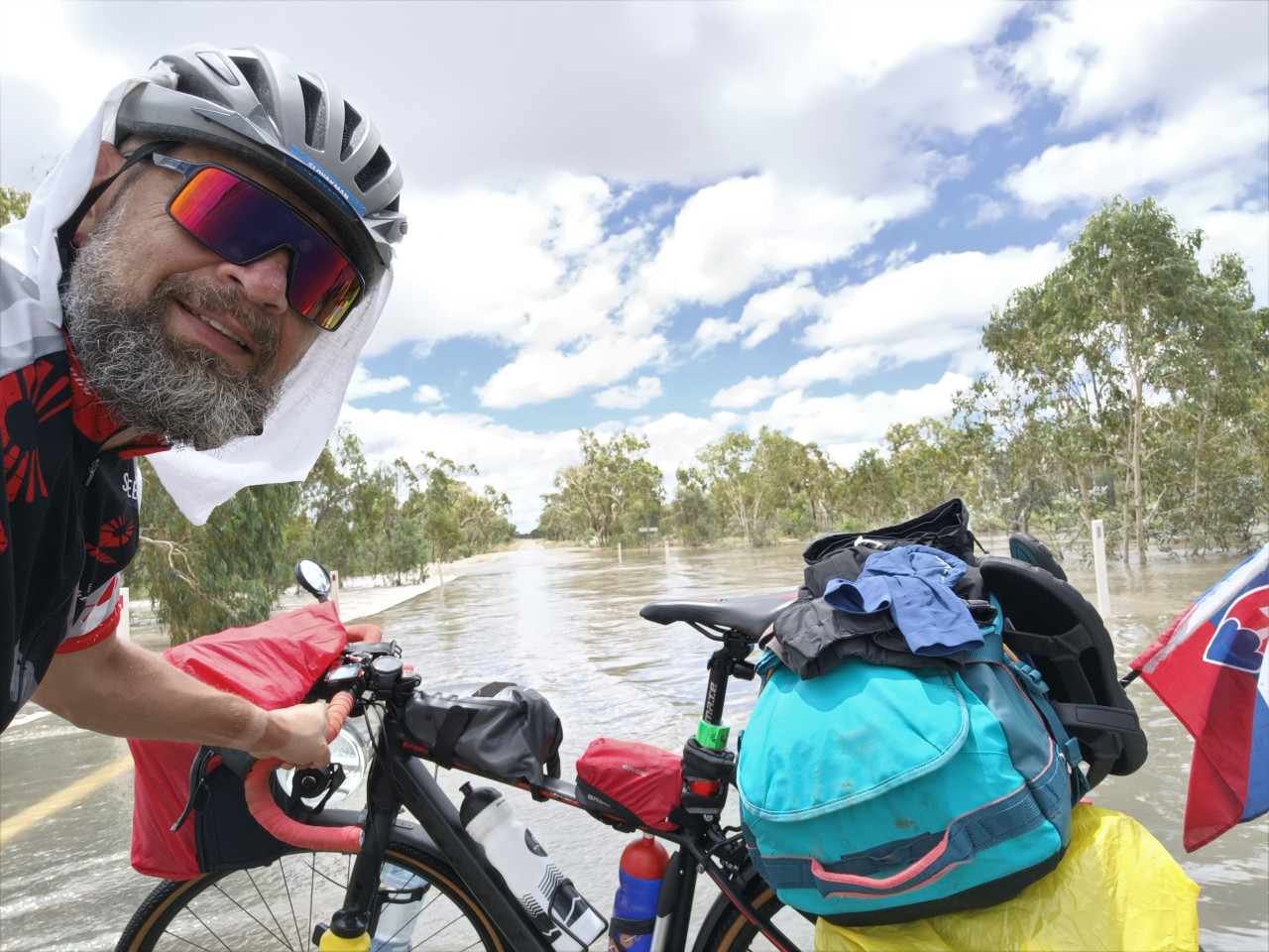 Získajte knihu: 4000 km sám na bicykli naprieč Austráliou