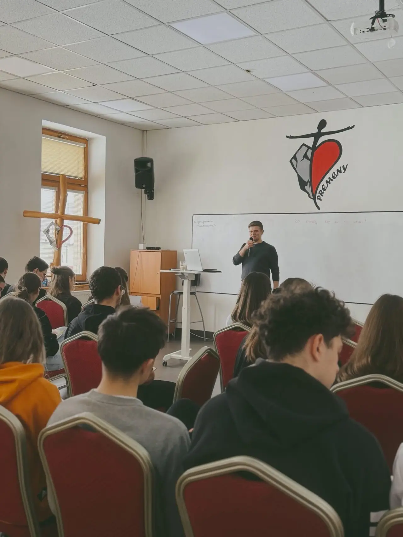 Podporte Lukášovu katolícku misiu v Ázii