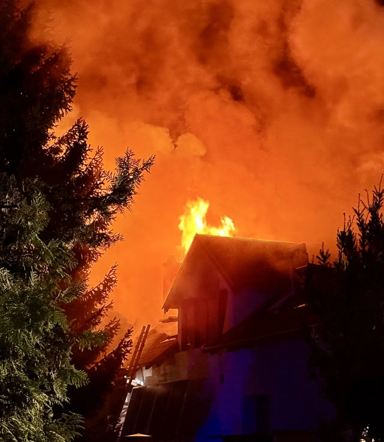 Pomohli ste rodine z Mliečna po požiari