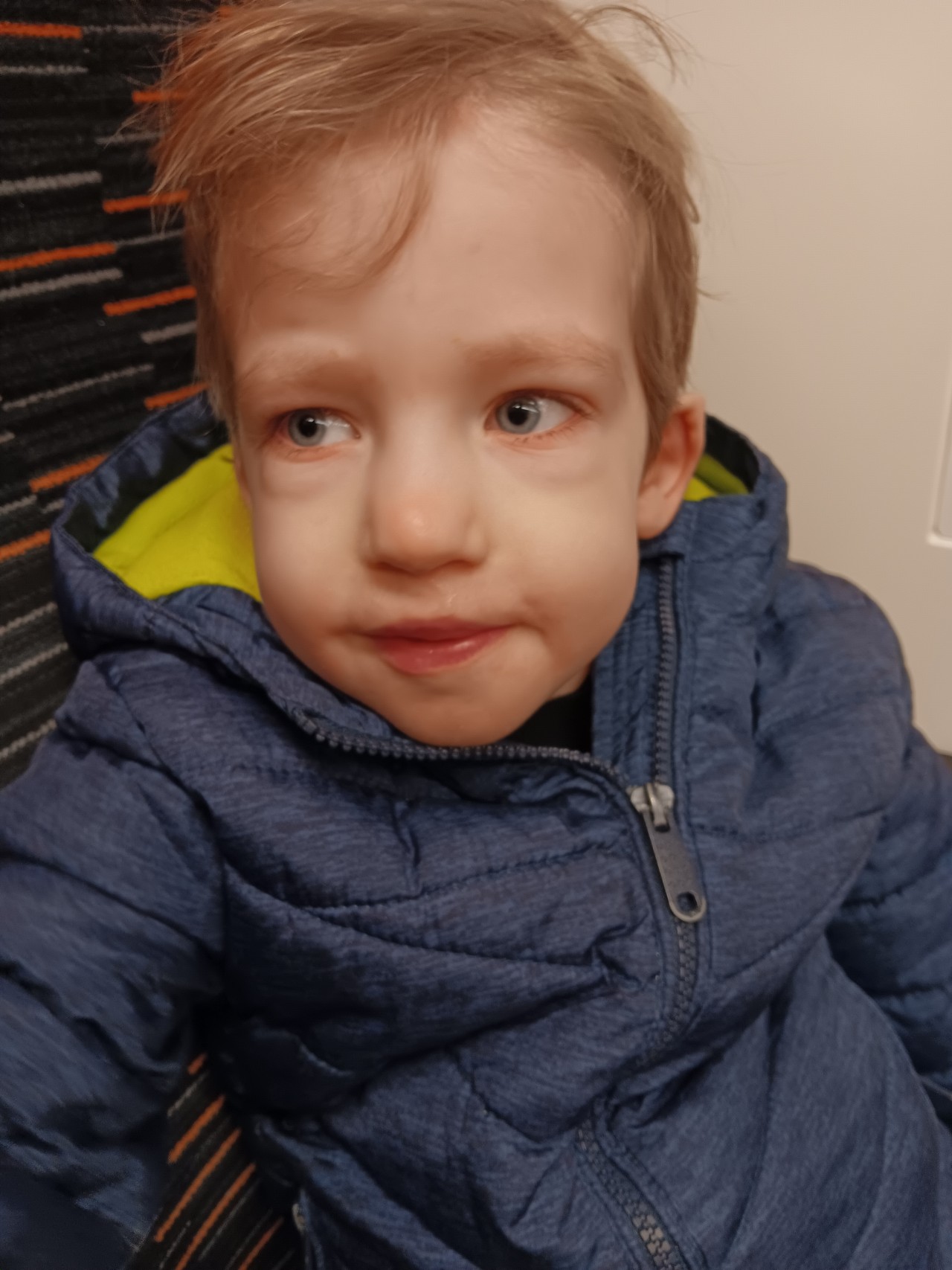 Na pár prvých slov a na domov, aký majú všetky deti.