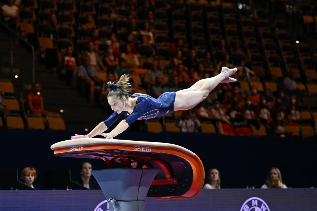 Podporte vydanie knihy mapujúcej 70 rokov organizovanej gymnastiky na Slovensku