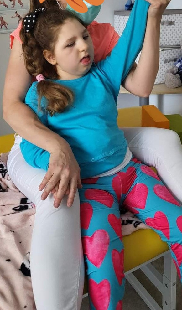 Pomôžme Natálke na jej ceste za pokrokmi