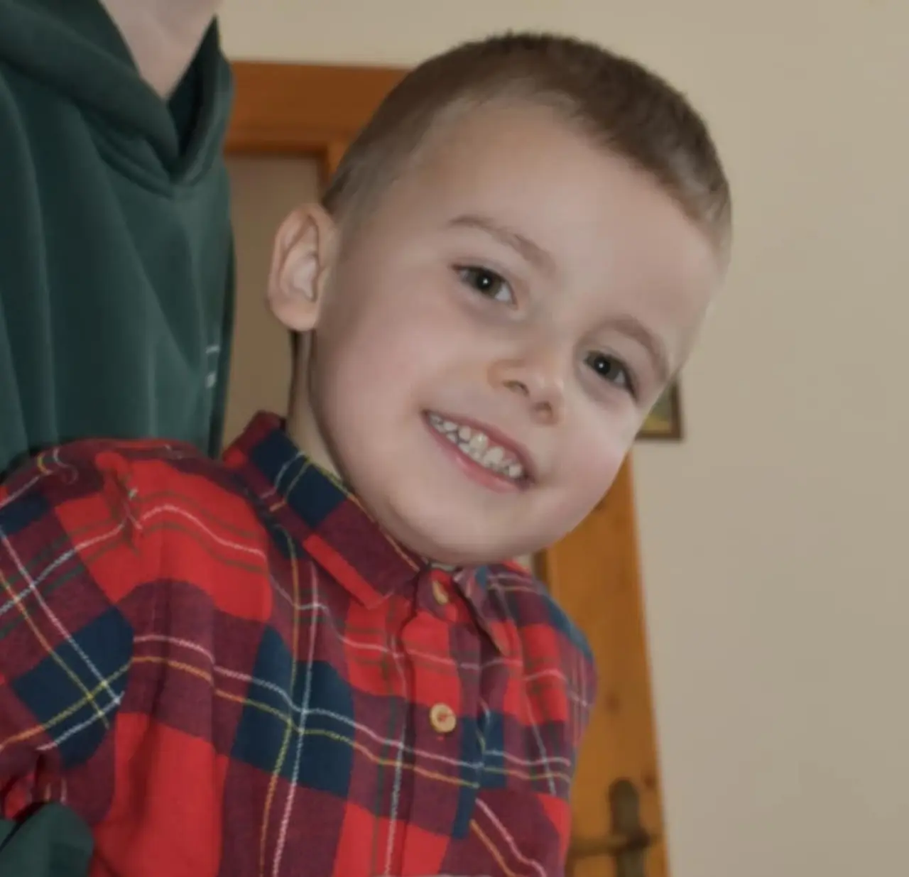 Pomôžme Milankovi na jeho ceste životom s autizmom