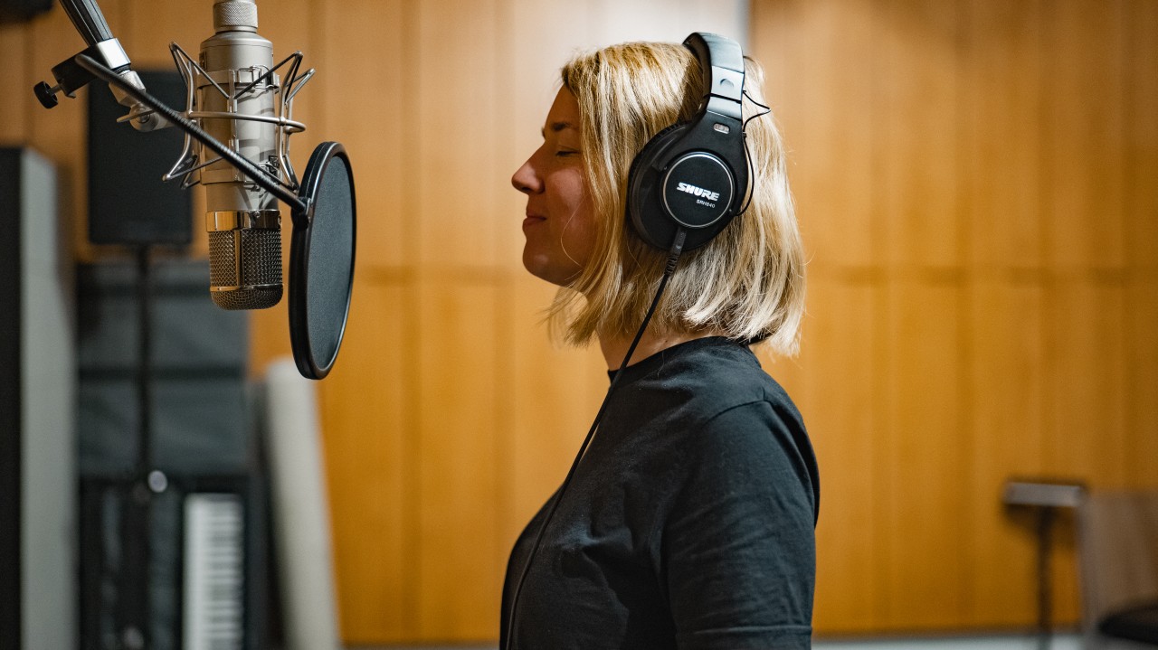Daša Žabenská - podporte vydanie druhého albumu DVA:TU