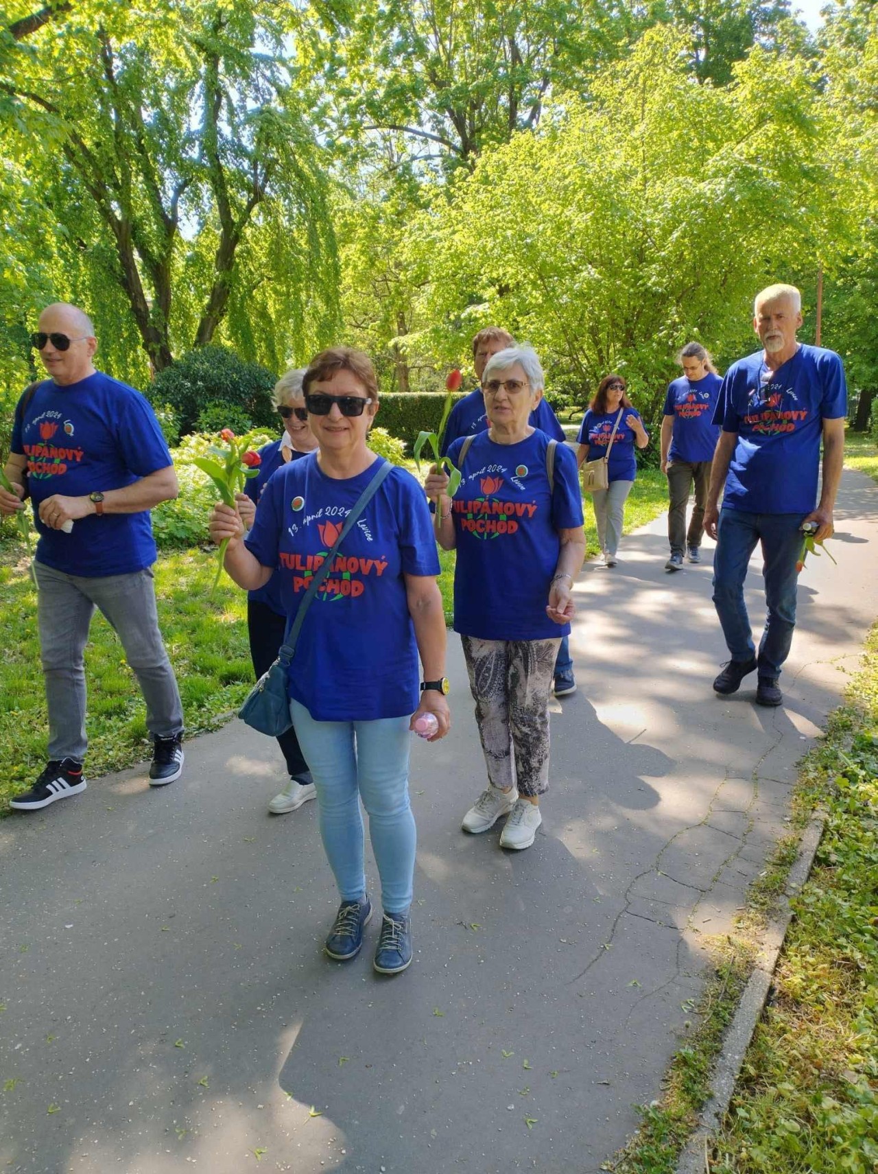 Podporte Tulipánový pochod pri príležitosti dňa Parkinsonovej choroby