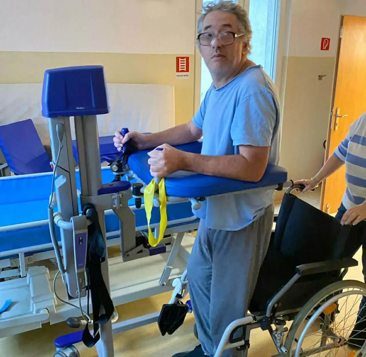 Pomôžme Mirkovi príspevkom na rehabilitáciu a potrebné lieky
