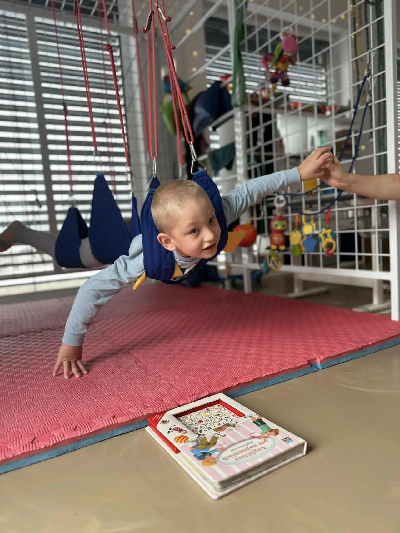 Pomôžme Alexkovi napredovať napriek autizmu a epilepsii