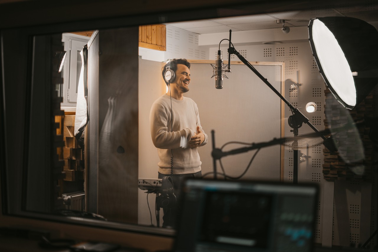 Miloš Paštrnák - podporte vydanie albumu Verný a Stály