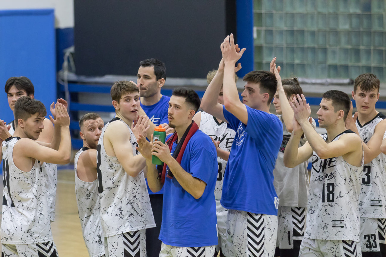 Zachráňme Mužský Basketbal v Košiciach