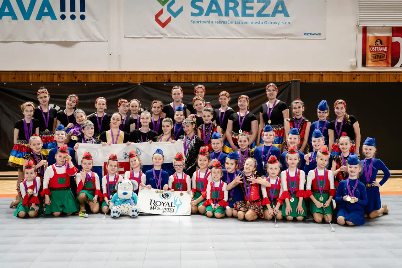 Podporte majstrovské ambície Mažoretiek Royal