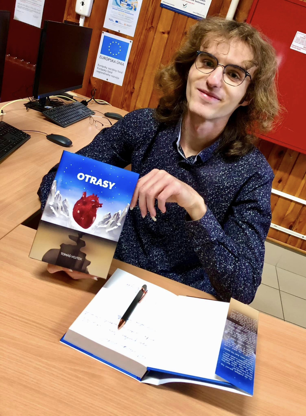 Darujme knihu Otrasy celému svetu