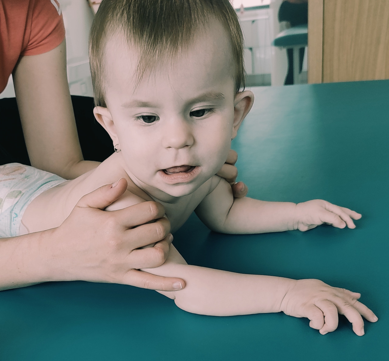 Zabezpečme Bianke rehabilitačné pobyty a špeciálne ortézy na nohy