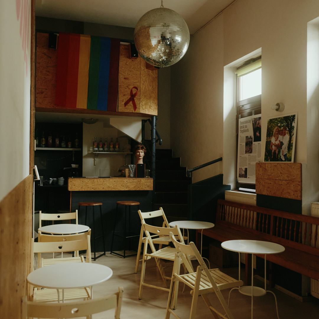 Vytvorme spolu bezpečné miesto pre LGBTI+ ľudí v novom komunitnom centre
