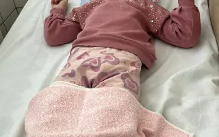 Scarlett chce kráčať – pomôžme jej splniť sen