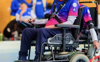 Pomôžme Tomášovi ísť na plný výkon s novým vozíkom