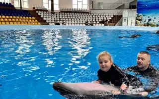 Pomôžte delfinoterapiou našim dievčatám k napredovaniu