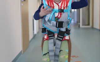 Pomôžme Jakubkovi cestovať na terapie a do školy