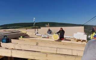 Pomôžte rodine, ktorá prišla o strechu nad hlavou