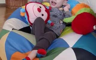 Medzi nemocnicou a milovanou školou: Podporte Dávidkove rehabilitácie